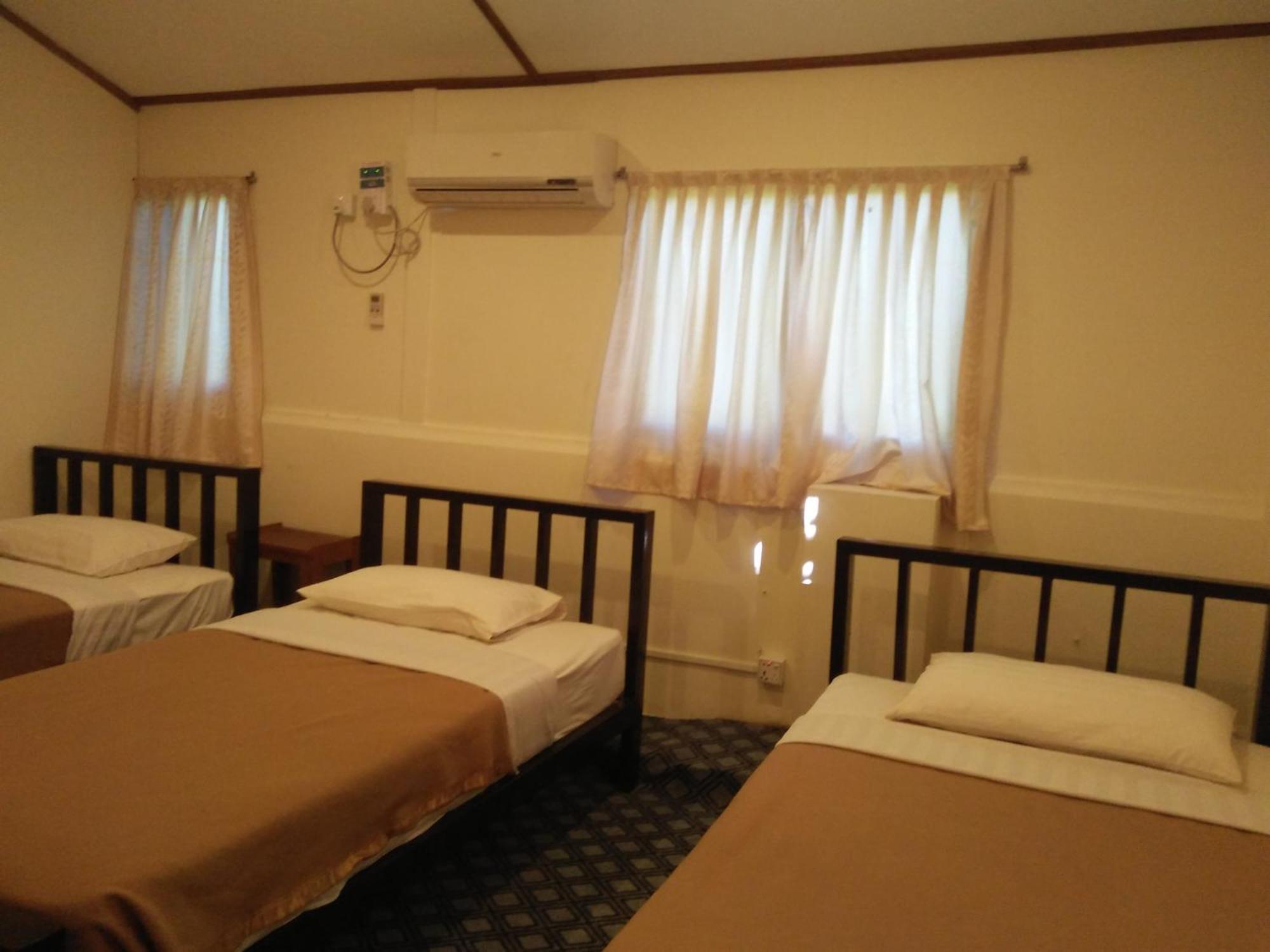 Northern Breeze Hotel Баган Номер фото