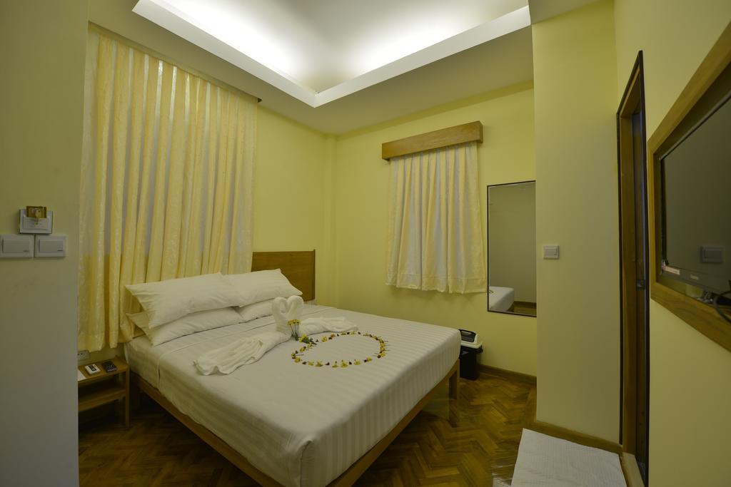 Northern Breeze Hotel Баган Экстерьер фото