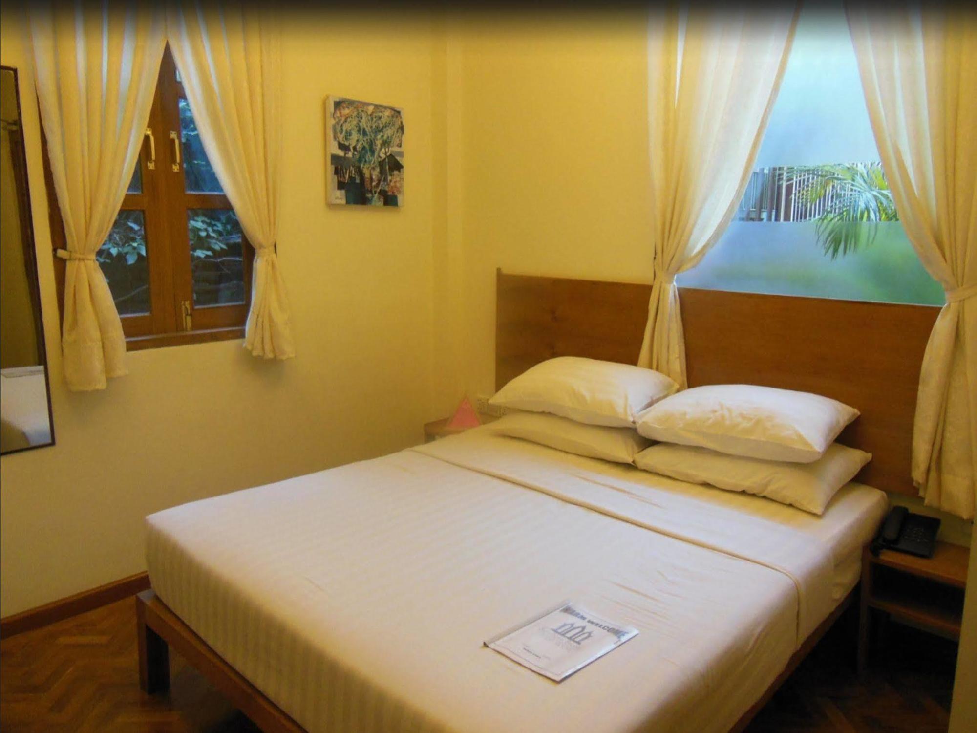 Northern Breeze Hotel Баган Экстерьер фото