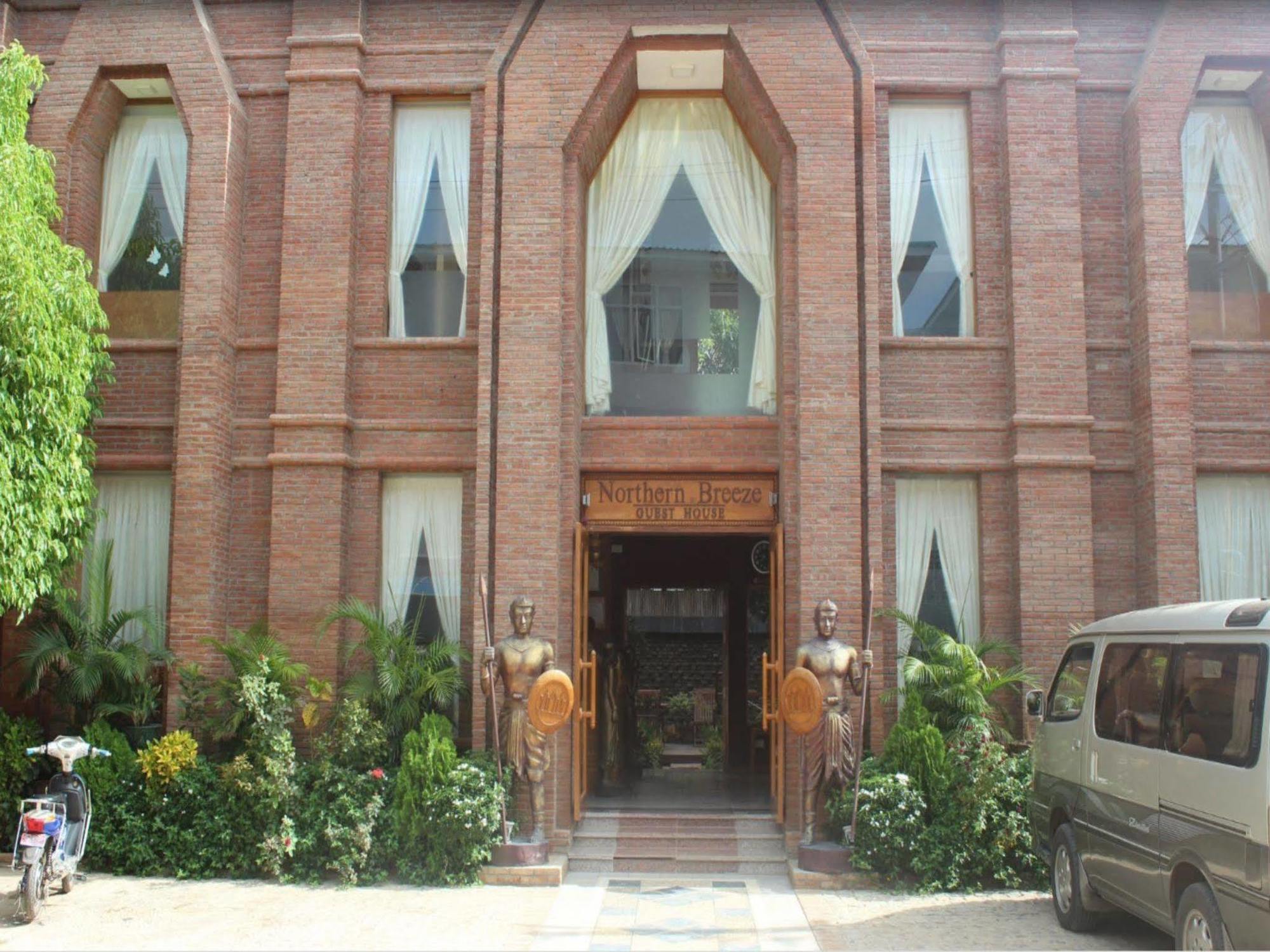 Northern Breeze Hotel Баган Экстерьер фото