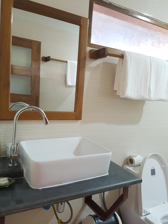 Northern Breeze Hotel Баган Экстерьер фото
